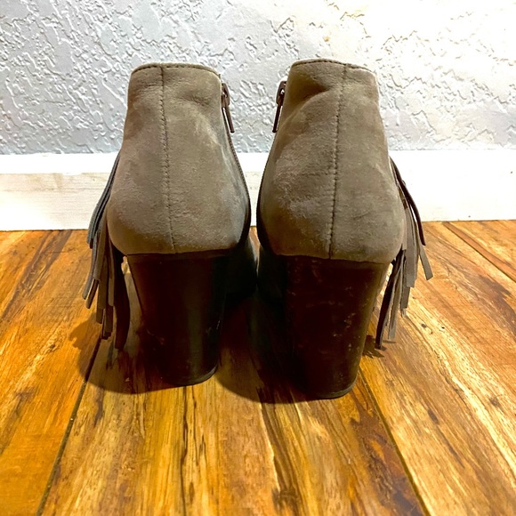 Carlos Santana size 10 ankle boots with heel - Picture 3 of 3